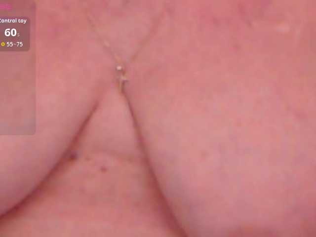 AlanaRichards live cam on BongaCams