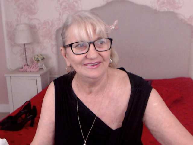 AlanaRichards, en vivo ahora en BongaCams