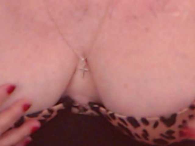 AlanaRichards live cam on BongaCams