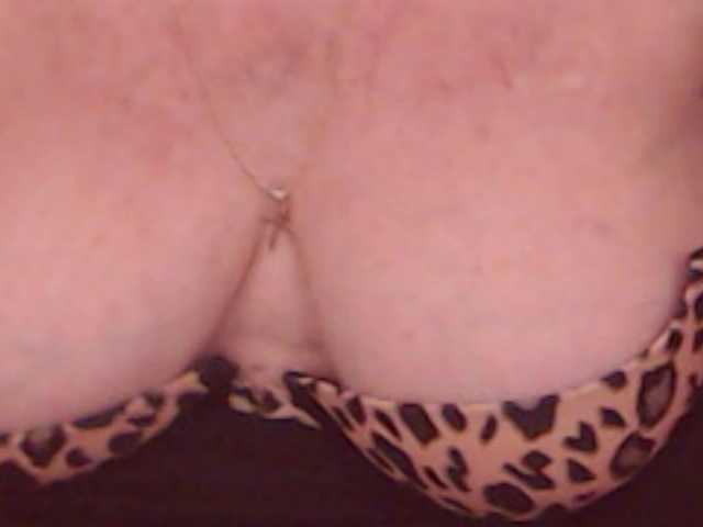 AlanaRichards live cam on BongaCams