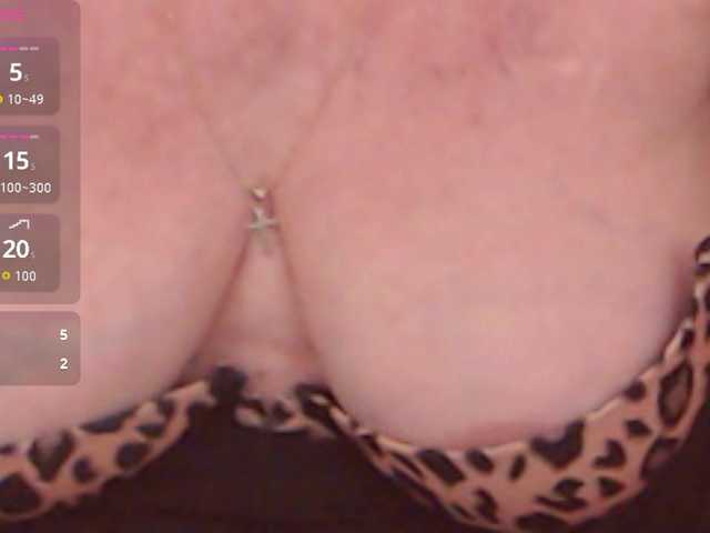 AlanaRichards live cam on BongaCams