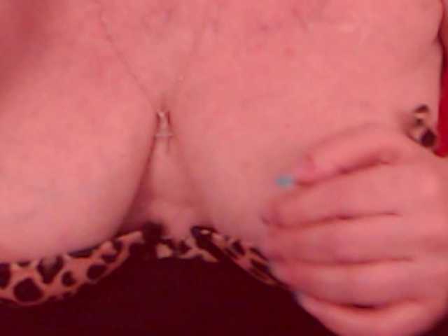 AlanaRichards live cam on BongaCams