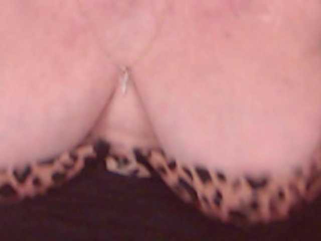 AlanaRichards live cam on BongaCams
