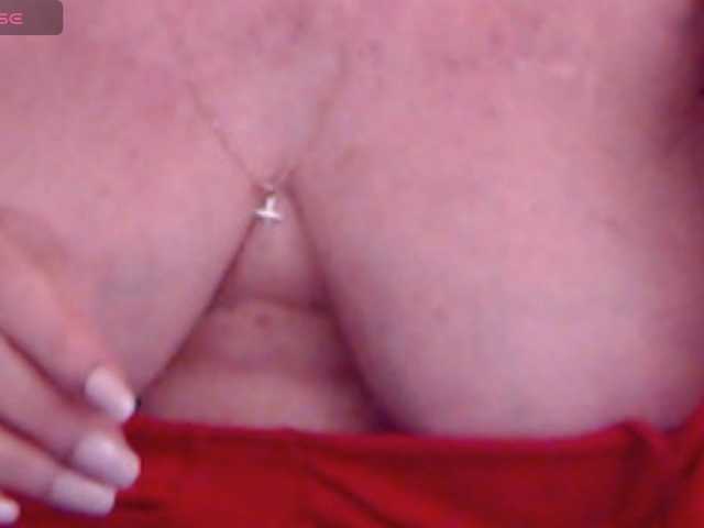AlanaRichards live cam on BongaCams