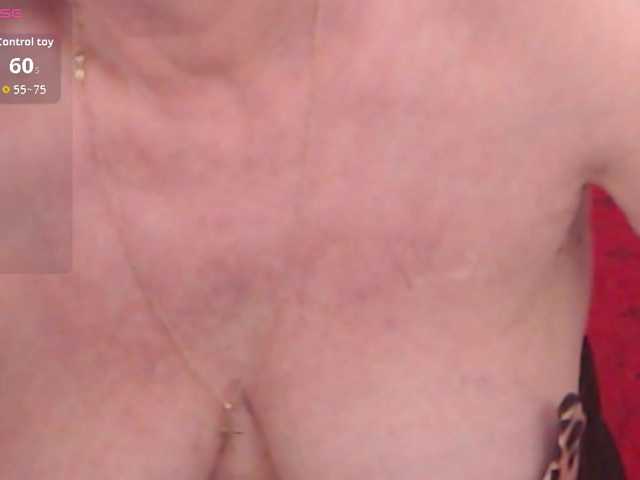 AlanaRichards live cam on BongaCams