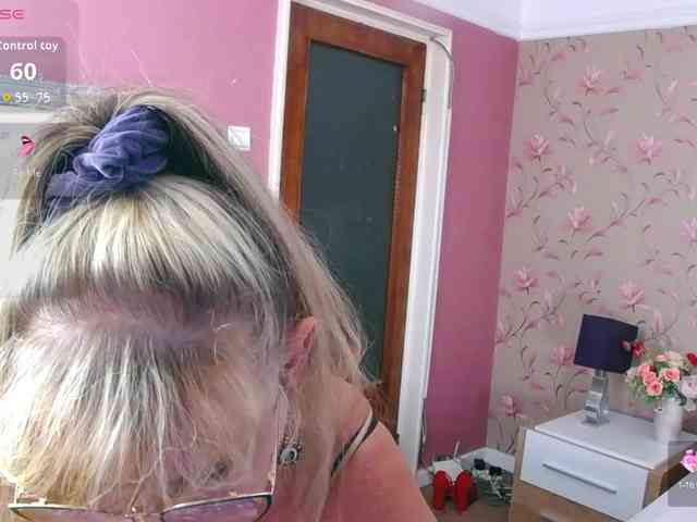 LadyMariahx webcam