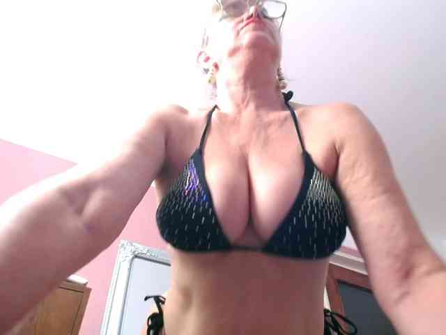 LadyMariahx webcam