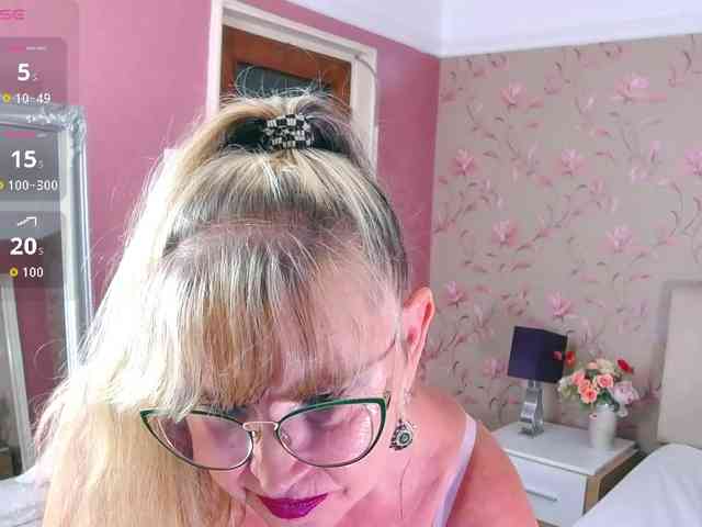 LadyMariahx webcam