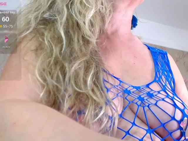 LadyMariahx webcam