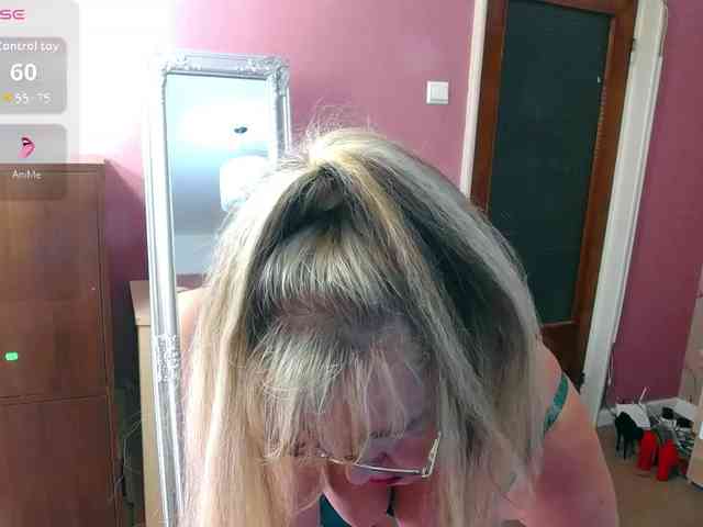 LadyMariahx webcam
