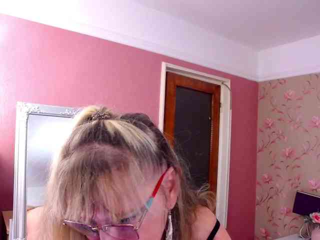 LadyMariahx webcam