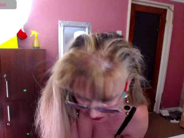 LadyMariahx webcam