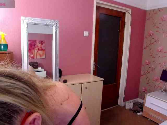 LadyMariahx webcam