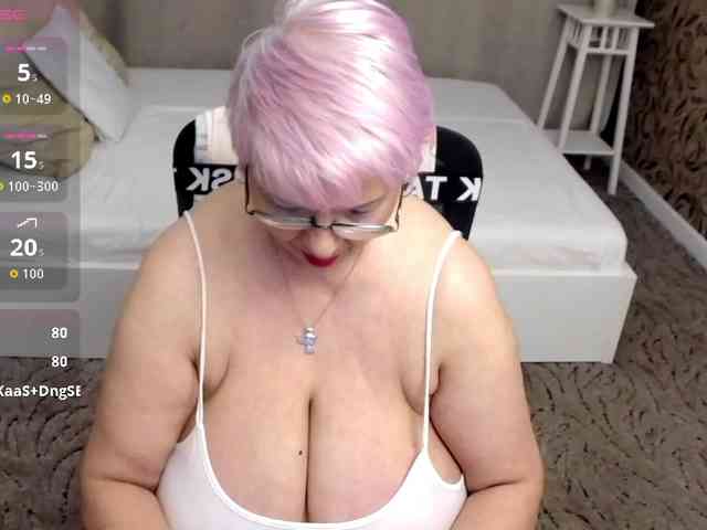 LadyLibely webcam