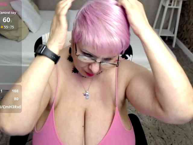 LadyLibely webcam
