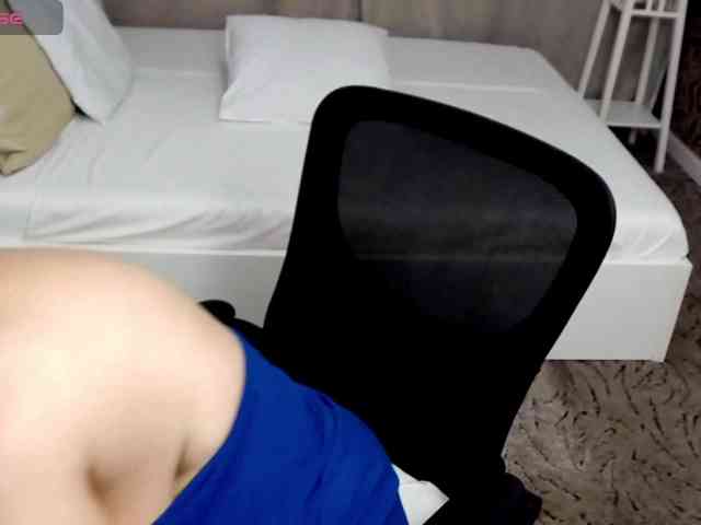 LadyLibely webcam