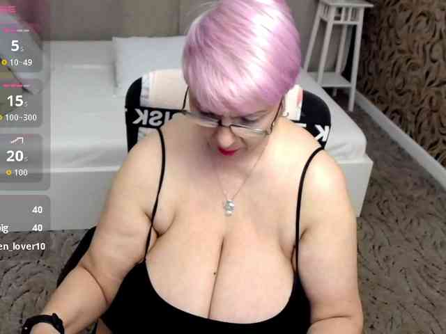 LadyLibely webcam