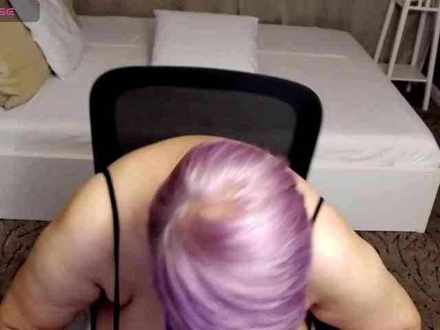 LadyLibely webcam
