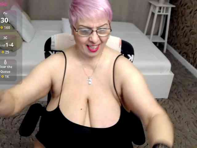 LadyLibely webcam