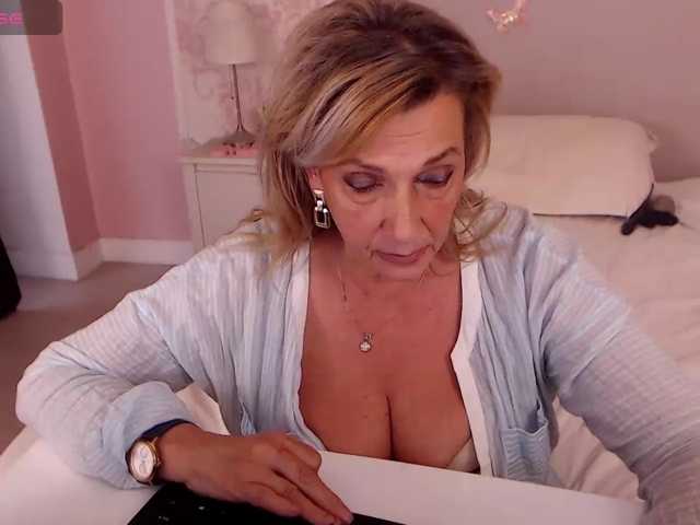LadyNicole live cam on BongaCams