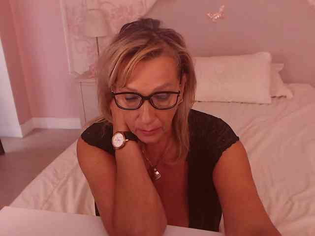 LadyNicole webcam