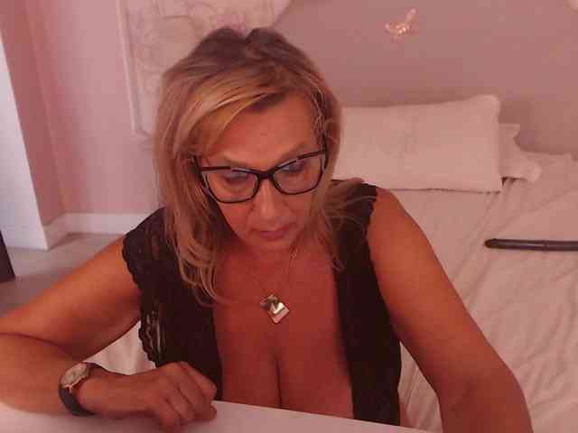 LadyNicole webcam