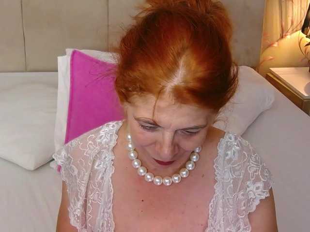 ExoticGiselle live cam on BongaCams