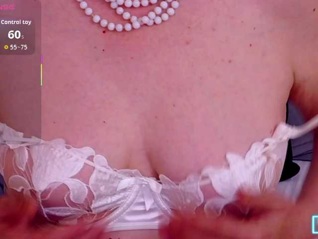 ExoticGiselle live cam on BongaCams
