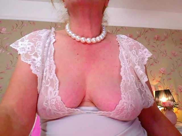 ExoticGiselle live cam on BongaCams