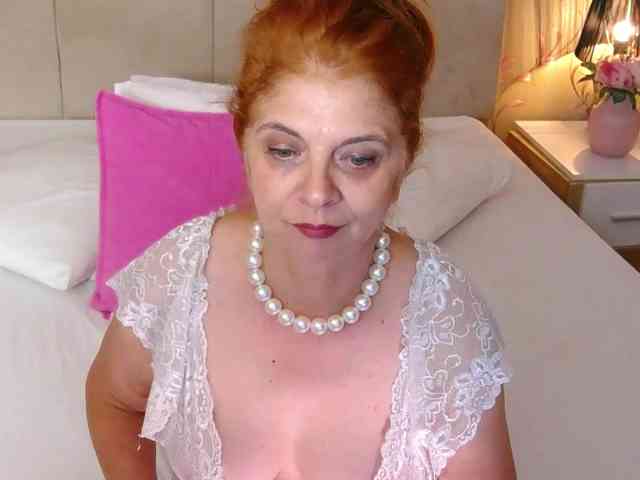 ExoticGiselle live female cam on bongacams