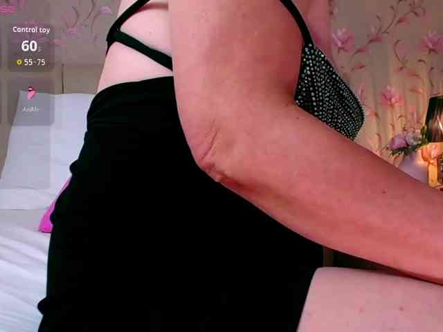ExoticGiselle webcam