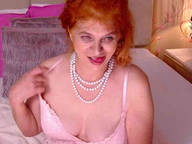 ExoticGiselle webcam