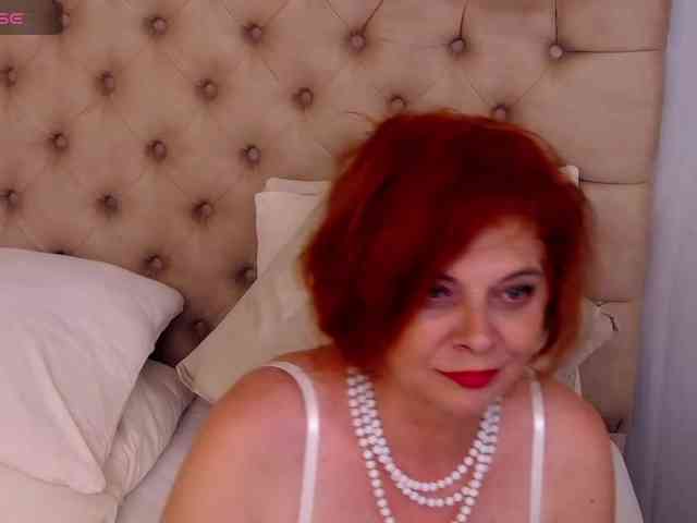 ExoticGiselle webcam