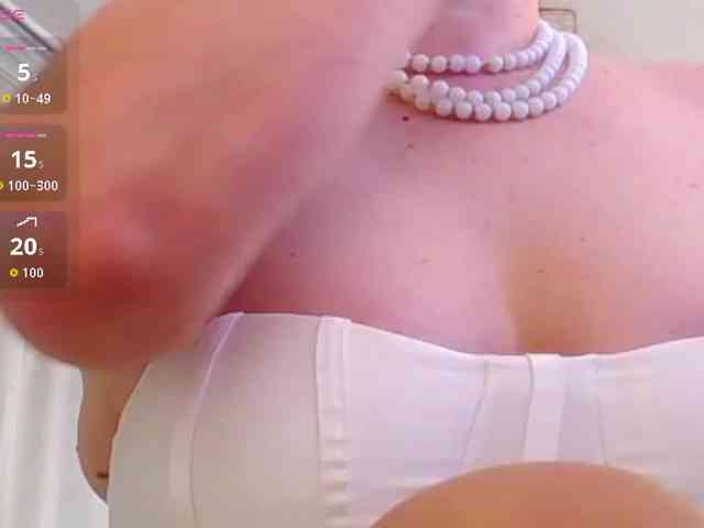ExoticGiselle webcam