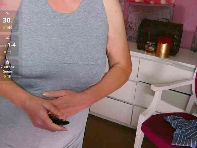 ExoticGiselle webcam
