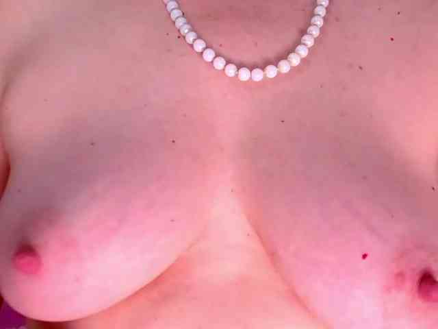 ExoticGiselle webcam
