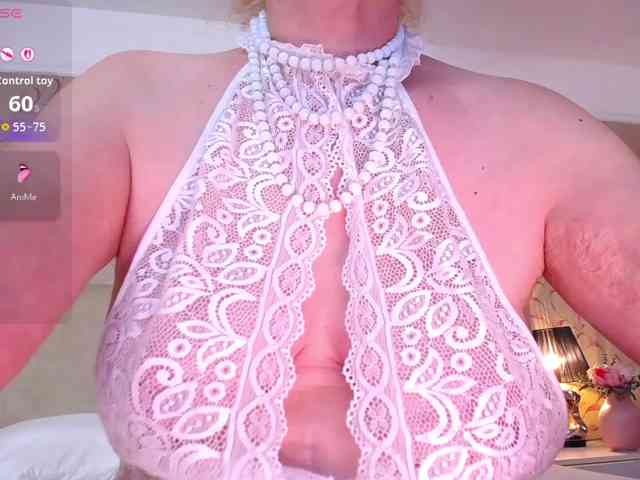 ExoticGiselle webcam