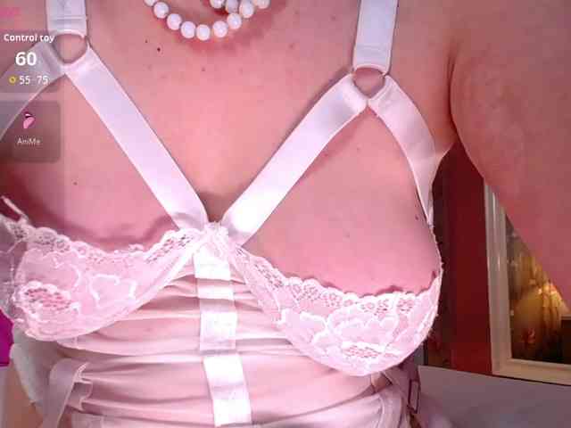 ExoticGiselle webcam