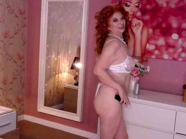 ExoticGiselle webcam