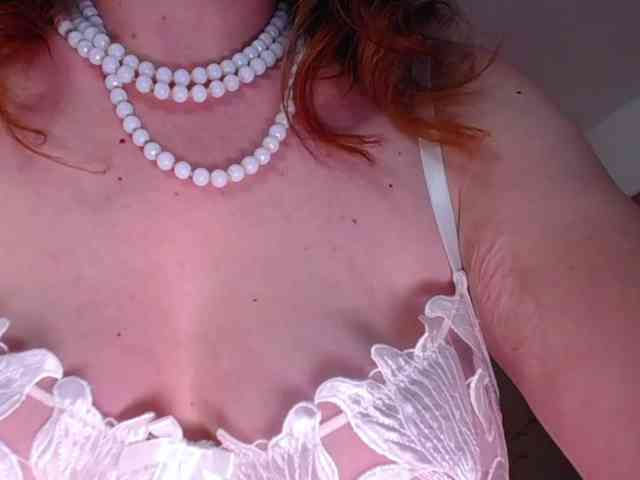 ExoticGiselle webcam