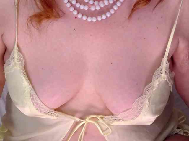 ExoticGiselle webcam