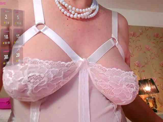 ExoticGiselle webcam
