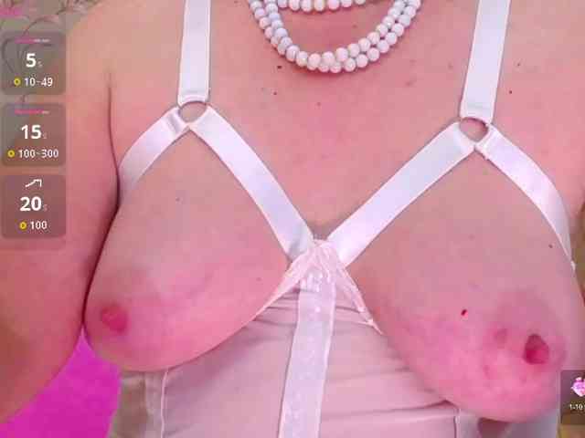 ExoticGiselle webcam