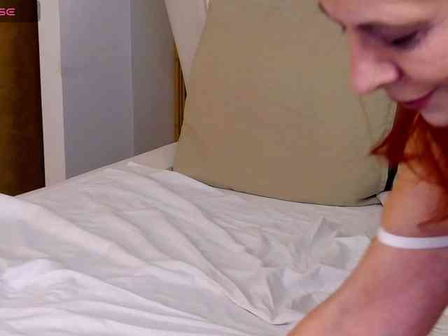 ExoticGiselle webcam
