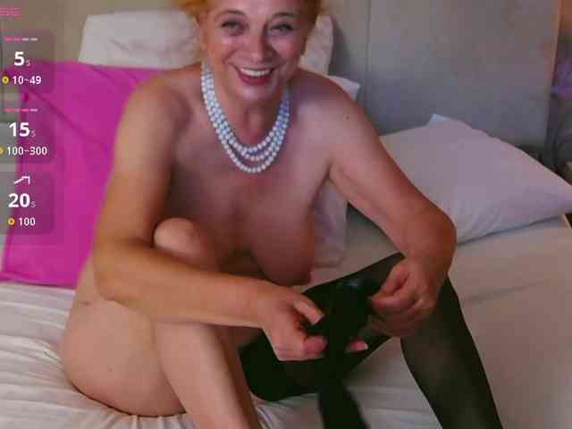 ExoticGiselle webcam