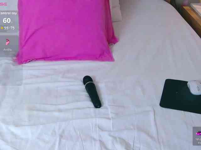 ExoticGiselle webcam