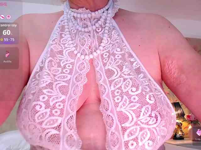 ExoticGiselle webcam