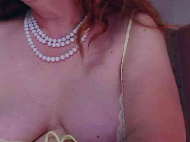 ExoticGiselle webcam