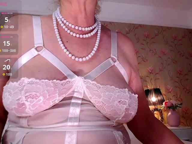 ExoticGiselle webcam