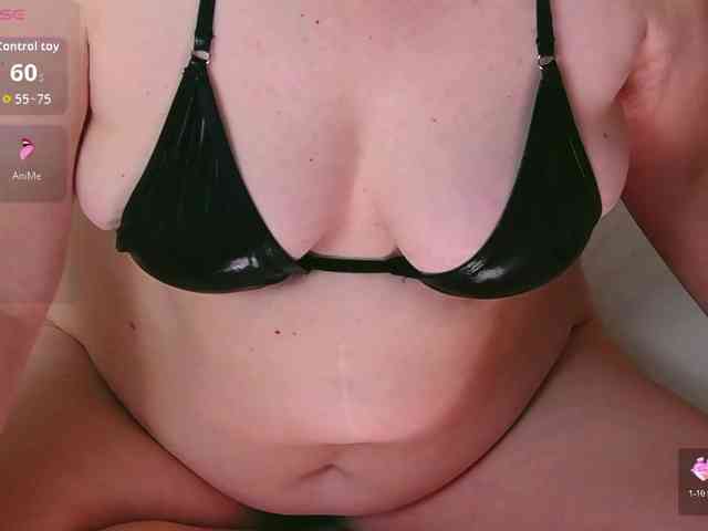 ExoticGiselle webcam